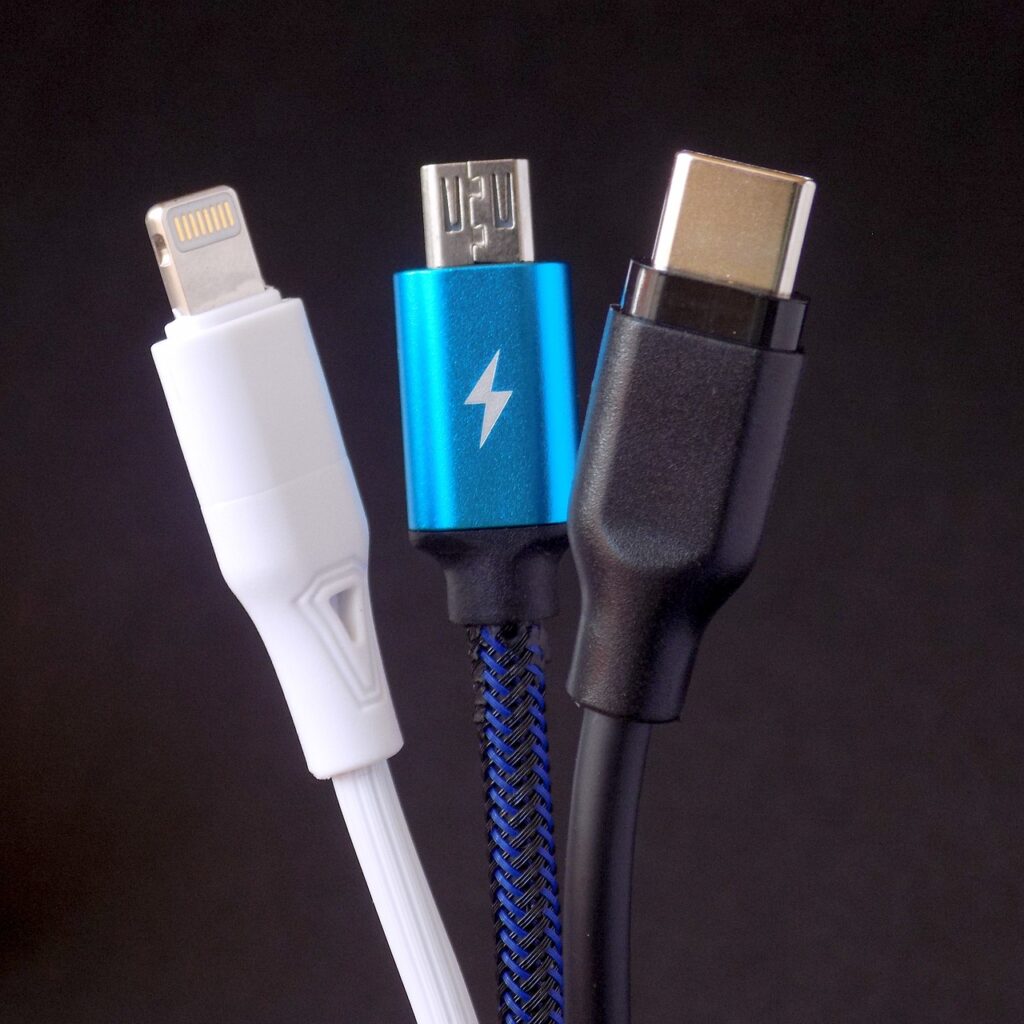Die verborgene Kraft in USB-Kabeln: Wie integrierte Chips die Ladegeschwindigkeit beeinflussen auf imeister.de